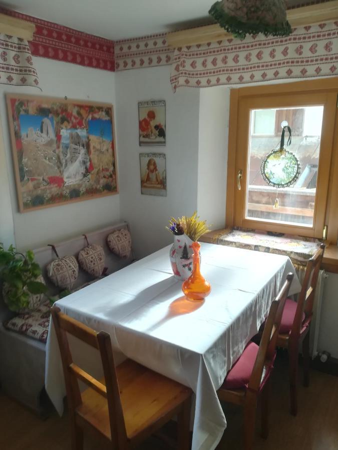 Chalet Lei Lägenhet Pieve di Livinallongo Exteriör bild
